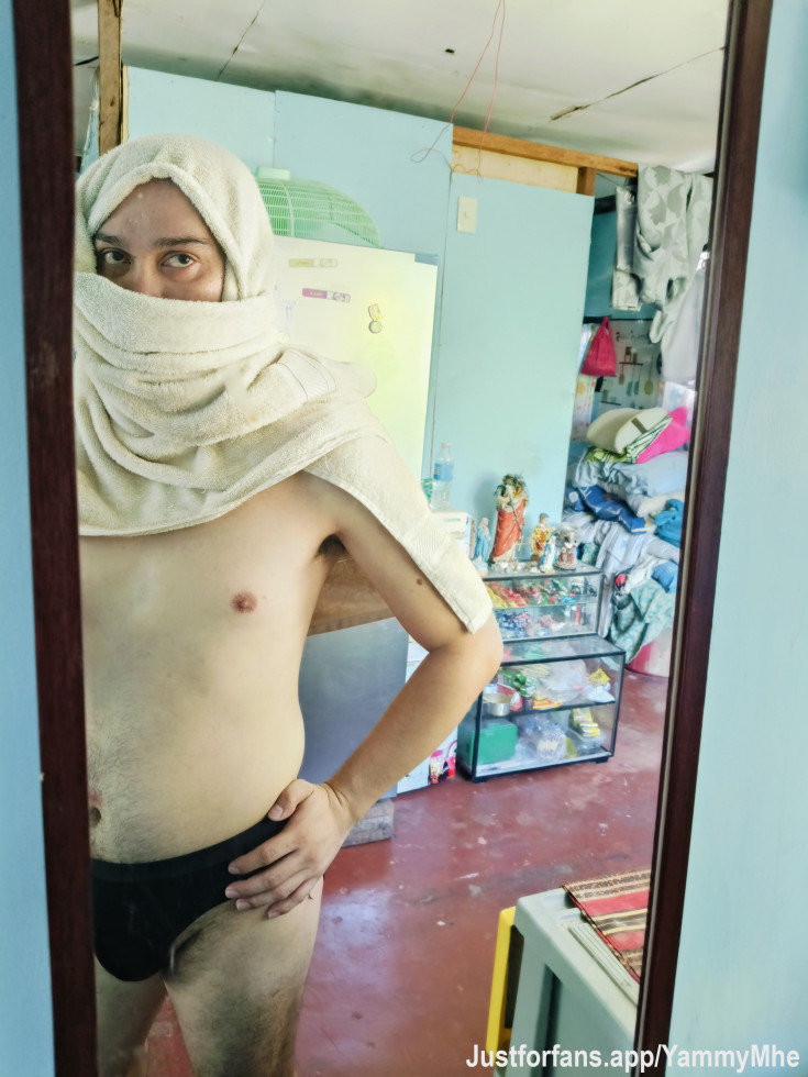 I would really took a selfie first before taking bath... lols 🤣🤣

Would you dare to do the same?