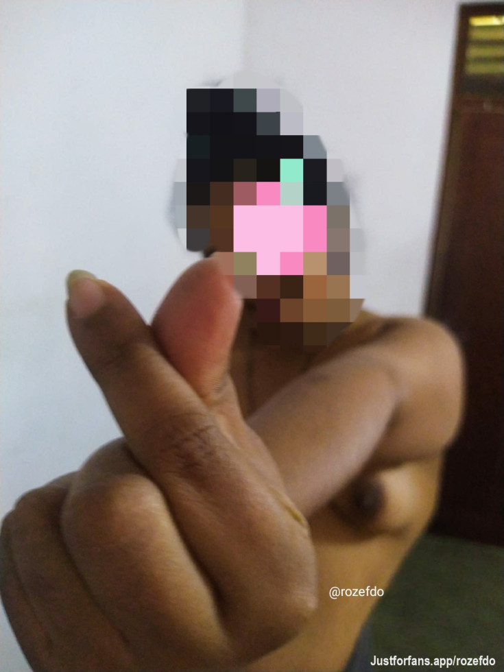 I asked "Wanna Suck My Dick?"

She : (Replied Like This)💦