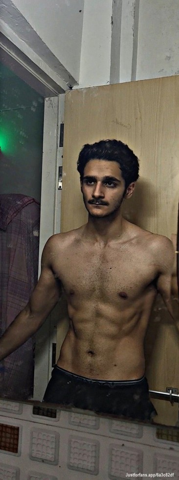 Abs are popping 🙌 😍