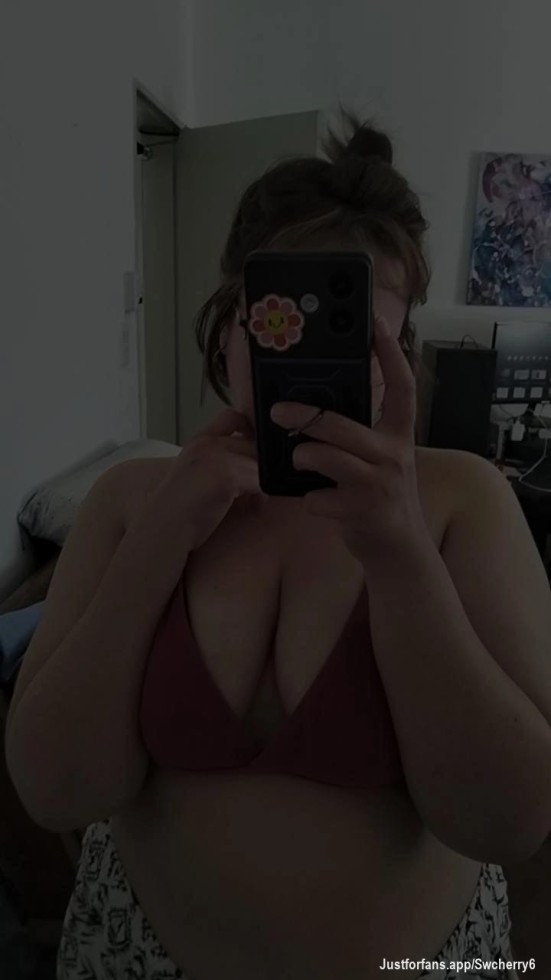 Today I woke up a little late, but really wanted to make vid eo ca lls 🫦🍒 i'll wait for you on tele gram Swcherry6