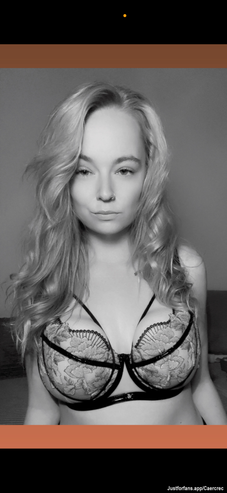 Will have the full lingerie bundle up
Soon 💋