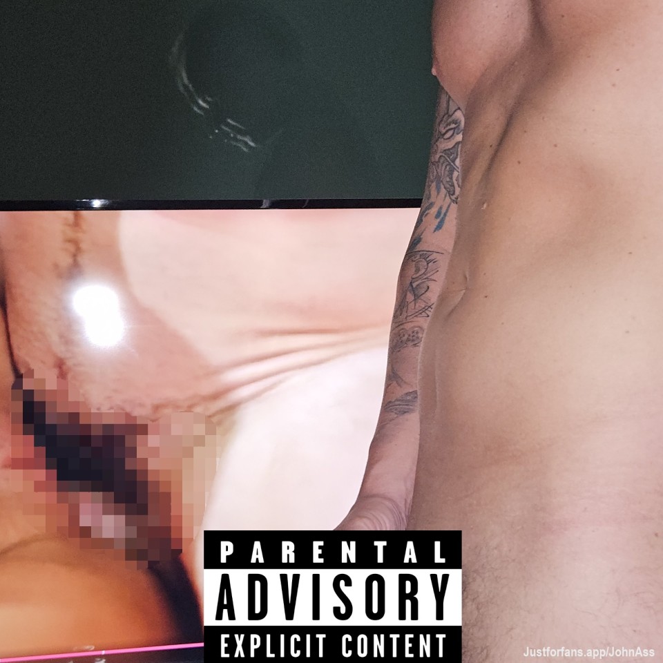 Subscribe for uncensored 📹 🌴💦
You like Porn ?